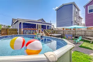 1022 Avenue L, Galveston, TX 77550 - Photo 4