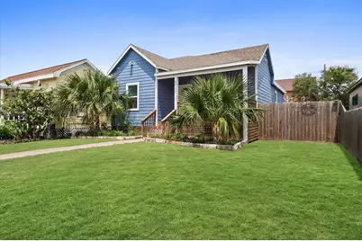 1022 Avenue L, Galveston, TX 77550 - Photo 2