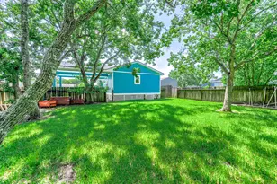 620 6th St, San Leon, TX 77539 - Photo 30