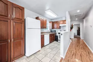 620 6th St, San Leon, TX 77539 - Photo 14