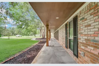 6930 S Oak Bend Drive, Alvin, TX 77511 - Photo 4