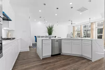 6721 Saint Augustine Street, Houston, TX 77021 - Photo 10