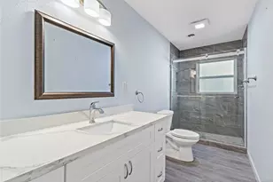 2530 Wordsworth St, Houston, TX 77030 - Photo 20