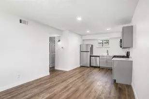 2819 Berry St, Houston, TX 77004 - Photo 2