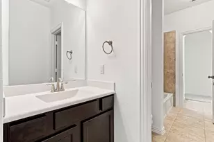 637 Maple Point Dr E, Conroe, TX 77301 - Photo 32