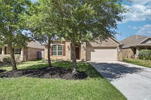 637 Maple Point Dr E, Conroe, TX 77301 - Photo 2
