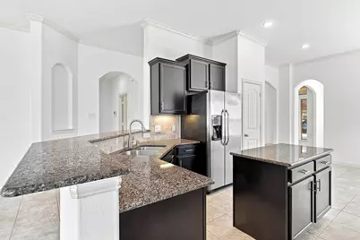 637 Maple Point Drive E, Conroe, TX 77301 - Photo 16