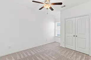 637 Maple Point Dr E, Conroe, TX 77301 - Photo 40