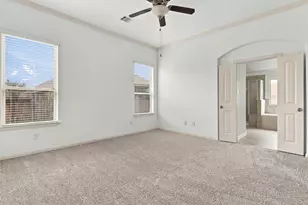 637 Maple Point Dr E, Conroe, TX 77301 - Photo 24