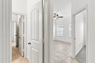 637 Maple Point Dr E, Conroe, TX 77301 - Photo 28