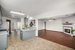 11354 Astoria Blvd, Houston, TX 77089 - Photo 8