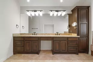 5947 Turtle Beach Ln, Houston, TX 77036 - Photo 12