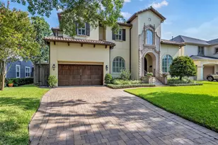 4608 Maple St, Bellaire, TX 77401 - Photo 2