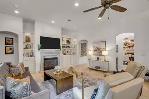 4608 Maple St, Bellaire, TX 77401 - Photo 18