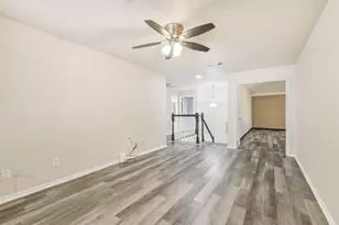 1747 Rushworth Dr, Houston, TX 77014 - Photo 14