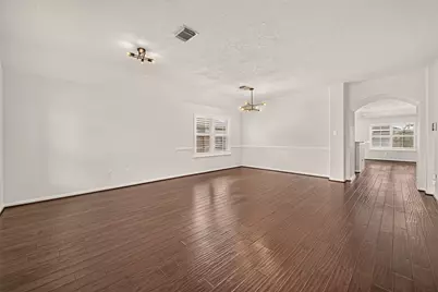 4926 Quiet Canyon Drive, Friendswood, TX 77546 - Photo 4