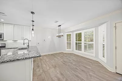 4 River Birch Lane, The Woodlands, TX 77380 - Photo 8