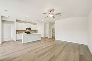 8210 Blackwell Cv Dr, Baytown, TX 77523 - Photo 12