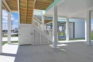 1989 Pedregal Dr, Crystal Beach, TX 77650 - Photo 18