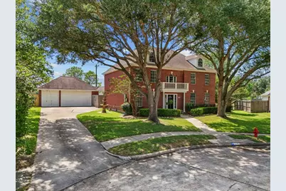 1802 Creekside Drive, Friendswood, TX 77546 - Photo 1