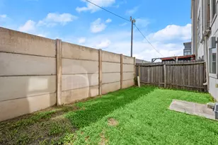 2316 Sperber, Houston, TX 77003 - Photo 8