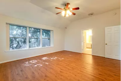 1907 Glen Eden Court, Sugar Land, TX 77498 - Photo 32