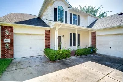 1907 Glen Eden Court, Sugar Land, TX 77498 - Photo 4
