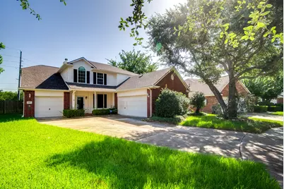 1907 Glen Eden Court, Sugar Land, TX 77498 - Photo 2