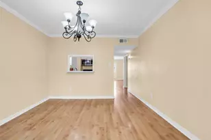 1800 Stoney Brook Dr, Houston, TX 77063 - Photo 12