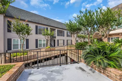 1800 Stoney Brook Drive #205, Houston, TX 77063 - Photo 22