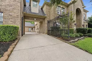 14334 Windy Crossing Ln, Humble, TX 77396 - Photo 4