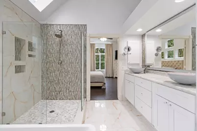 215 Wisteria Walk Circle, The Woodlands, TX 77381 - Photo 14