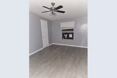 1610 Texas Street, Alvin, TX 77511 - Photo 10