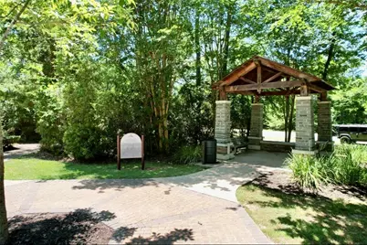 135 S Spinning Wheel Circle, The Woodlands, TX 77382 - Photo 24
