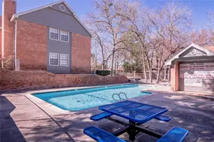 2401 Sycamore Ave, Huntsville, TX 77340 - Photo 18