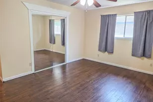 518 Walnut St, Lake Jackson, TX 77566 - Photo 10