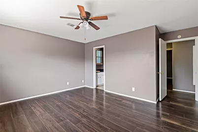 11610 Hillcroft Avenue, Houston, TX 77035 - Photo 10