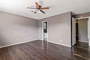 11610 Hillcroft Ave, Houston, TX 77035 - Photo 10