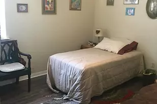 2402 Sycamore Ave, Huntsville, TX 77320 - Photo 10
