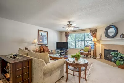 13600 Breton Ridge Street #15B, Houston, TX 77070 - Photo 4