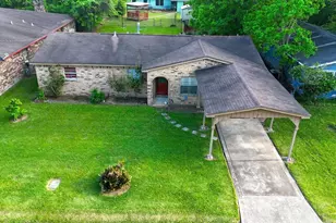 1465 Fairway St, Beaumont, TX 77703 - Photo 1