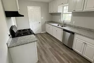 7617 Jutland Rd, Houston, TX 77033 - Photo 2