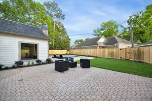 620 Stoneleigh Dr, Houston, TX 77079 - Photo 36