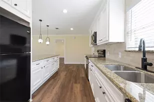 340 Oak Ridge Dr, Onalaska, TX 77360 - Photo 18