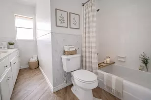 304 Frankie St, Wharton, TX 77488 - Photo 20