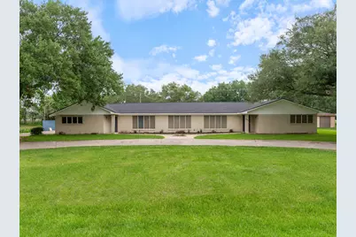 601 W 6th Street, Bay City, TX 77414 - Photo 2