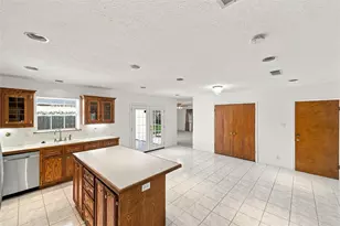 5125 Nina Lee Ln, Houston, TX 77092 - Photo 14