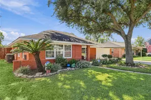 5125 Nina Lee Ln, Houston, TX 77092 - Photo 2