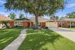 5125 Nina Lee Ln, Houston, TX 77092 - Photo 2