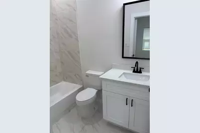 9711 Pelsey A-B Street #A, Houston, TX 77029 - Photo 16